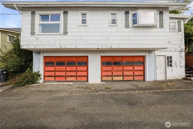 715 N Broadway Street, Aberdeen, WA 98520