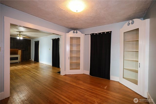 715 N Broadway Street, Aberdeen, WA 98520