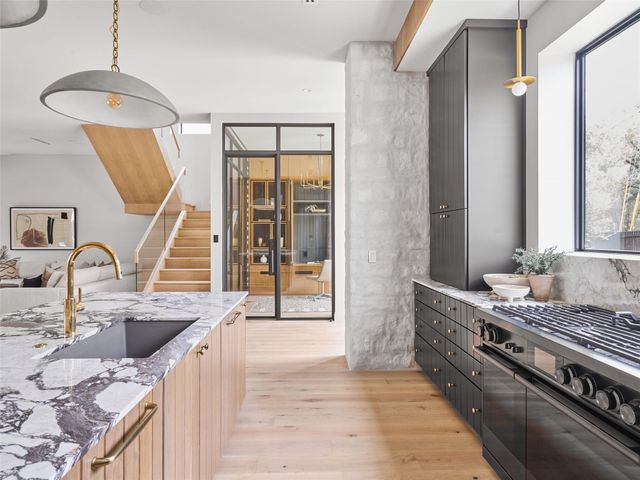 1602 Taylor Gaines ST, Austin, TX 78741