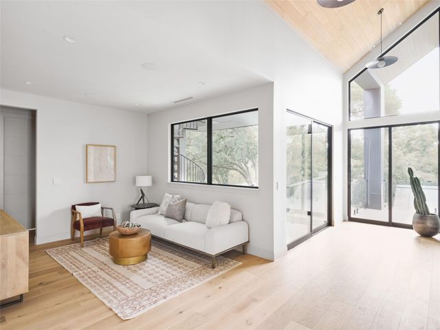 1602 Taylor Gaines ST, Austin, TX 78741