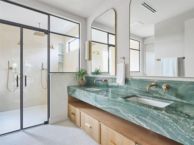 1602 Taylor Gaines ST, Austin, TX 78741