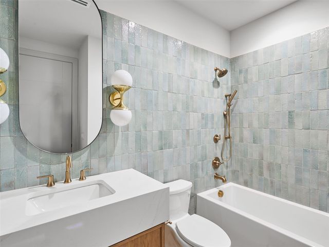 1602 Taylor Gaines ST, Austin, TX 78741