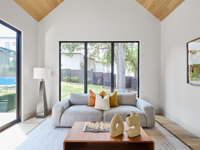 1602 Taylor Gaines ST, Austin, TX 78741