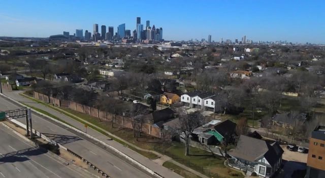 2217 Lee Street, Houston, TX 77026