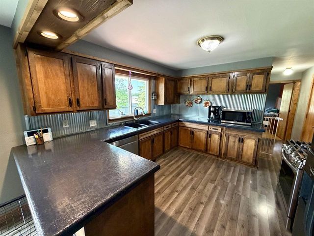559 Summit Avenue, Monticello, WI 53570