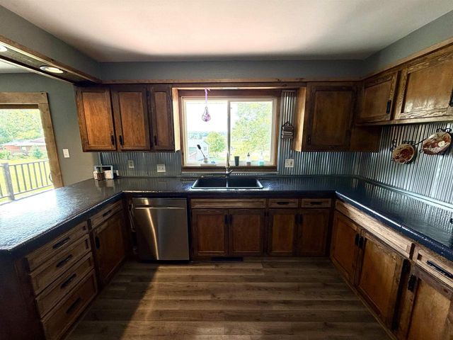 559 Summit Avenue, Monticello, WI 53570