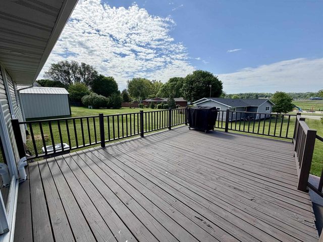 559 Summit Avenue, Monticello, WI 53570