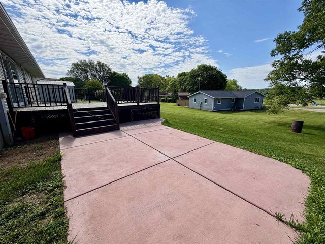 559 Summit Avenue, Monticello, WI 53570