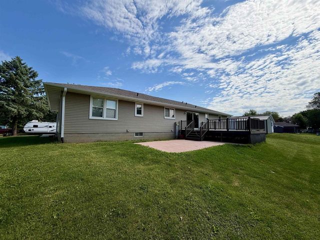 559 Summit Avenue, Monticello, WI 53570