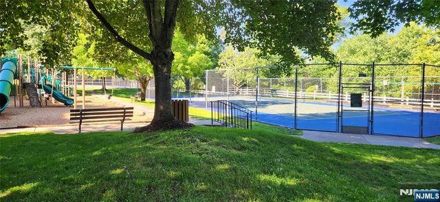 2382 Phillip Court, Mahwah, NJ 07430