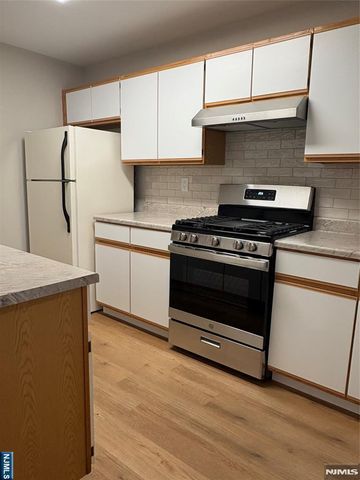 2382 Phillip Court, Mahwah, NJ 07430