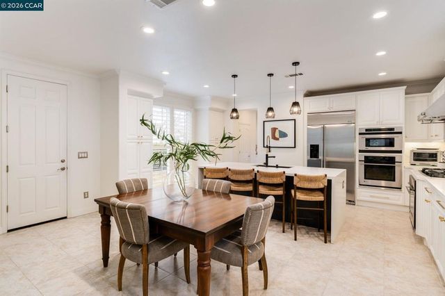 2208 2208 Genoa St, Danville, CA 94506