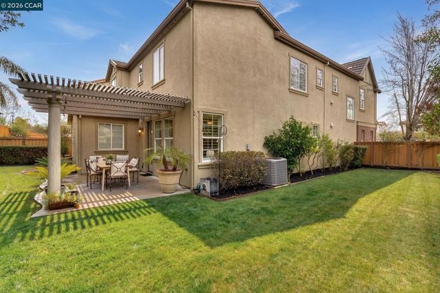 2208 2208 Genoa St, Danville, CA 94506