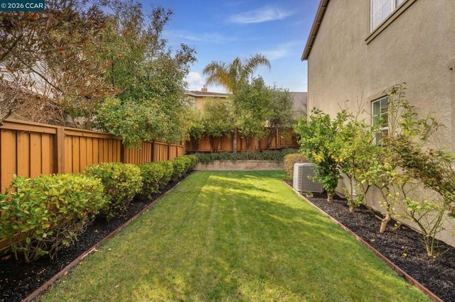 2208 2208 Genoa St, Danville, CA 94506