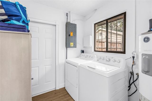 2914 DELROSE DRIVE N, Lakeland, FL 33805