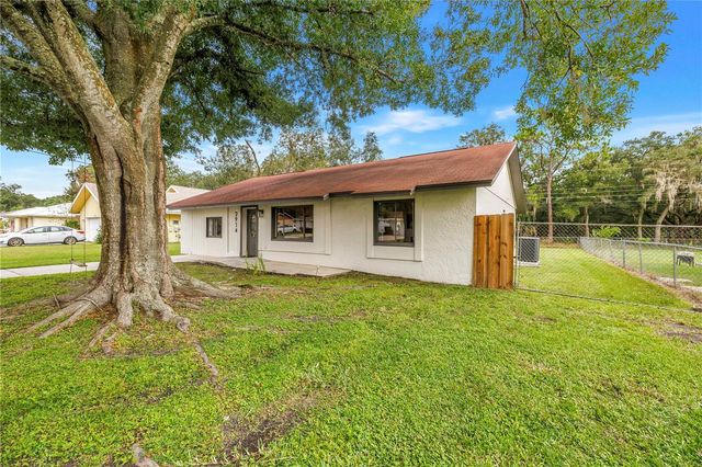 2914 DELROSE DRIVE N, Lakeland, FL 33805