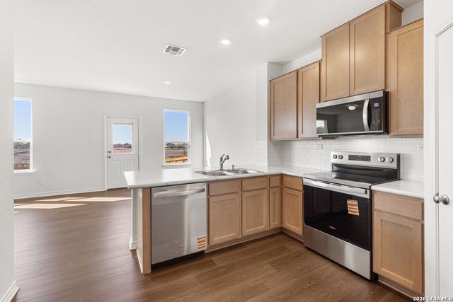 9556 GRIFFITH RUN, Converse, TX 78109