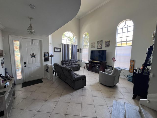 2064 Reston Circle, Royal Palm Beach, FL 33411
