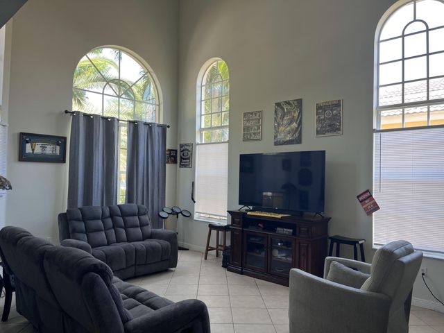 2064 Reston Circle, Royal Palm Beach, FL 33411