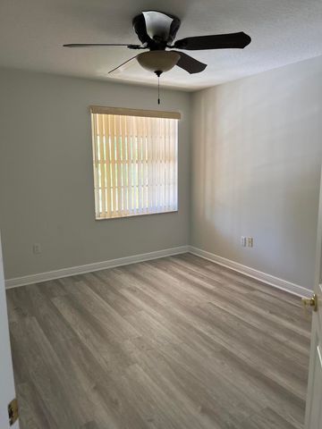 2064 Reston Circle, Royal Palm Beach, FL 33411