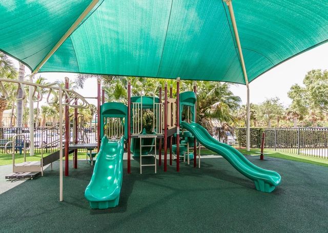 2064 Reston Circle, Royal Palm Beach, FL 33411
