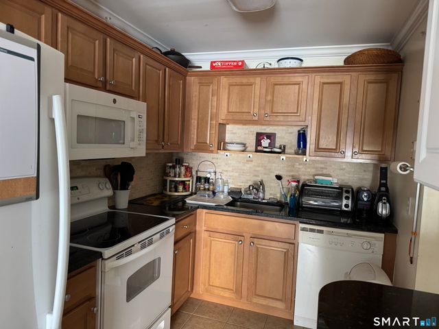 19 Isaacs Street APT 405, Norwalk, CT 06850