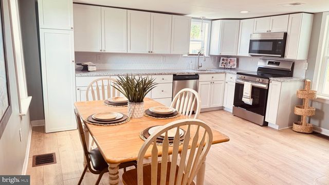 6054 BALTIMORE PIKE, Littlestown, PA 17340