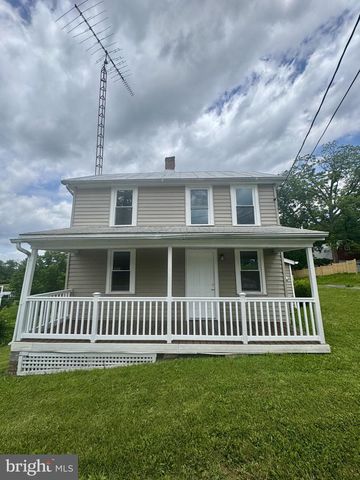 6054 BALTIMORE PIKE, Littlestown, PA 17340