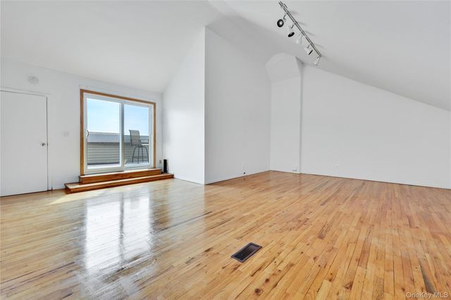 519 West Broadway B, Long Beach, NY 11561