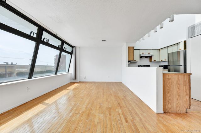 519 West Broadway B, Long Beach, NY 11561