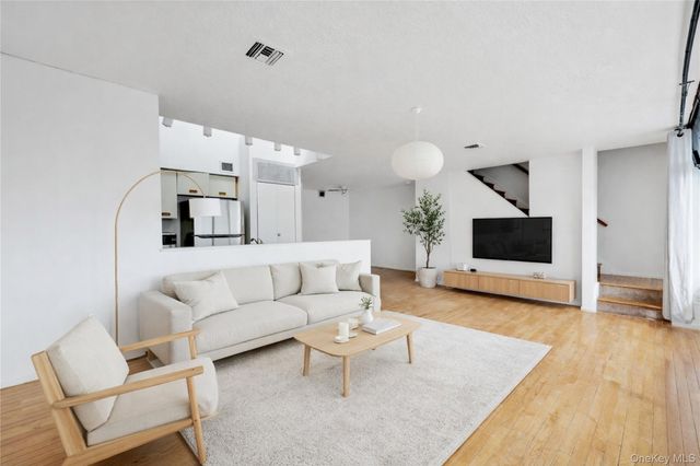 519 West Broadway B, Long Beach, NY 11561
