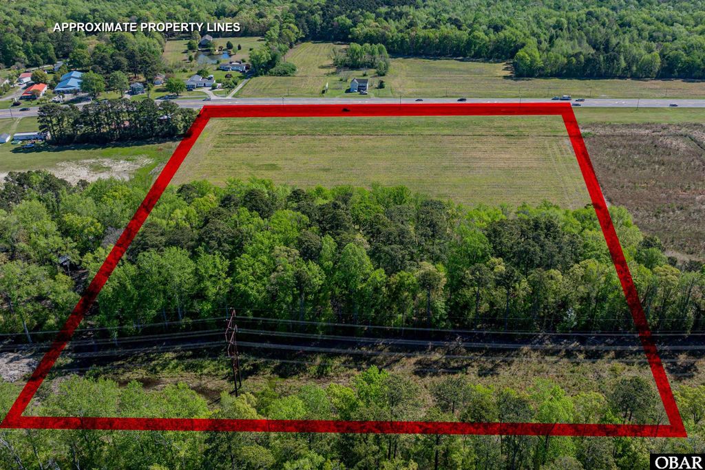 Image 14 of property listing at 5720 Caratoke Highway, Poplar Branch, NC 27965