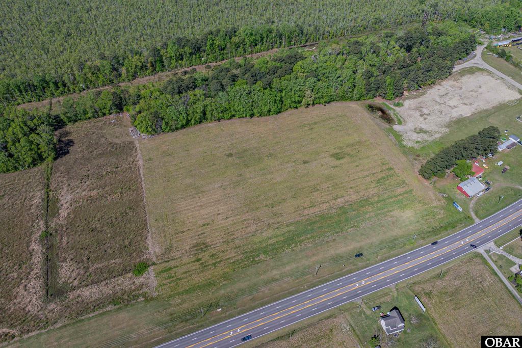 Image 24 of property listing at 5720 Caratoke Highway, Poplar Branch, NC 27965