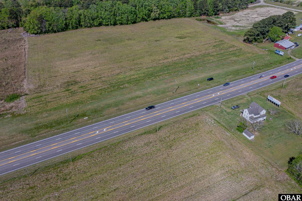 Image 28 of property listing at 5720 Caratoke Highway, Poplar Branch, NC 27965