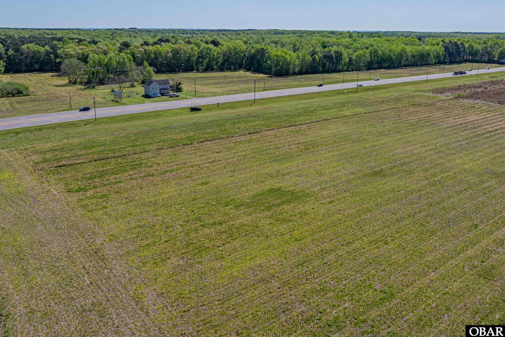 Image 38 of property listing at 5720 Caratoke Highway, Poplar Branch, NC 27965