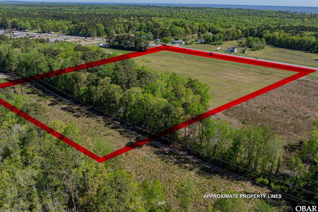 Image 39 of property listing at 5720 Caratoke Highway, Poplar Branch, NC 27965