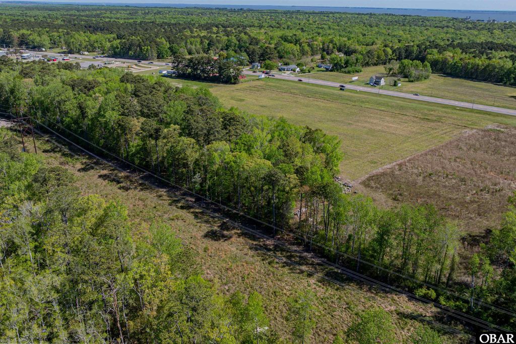 Image 40 of property listing at 5720 Caratoke Highway, Poplar Branch, NC 27965