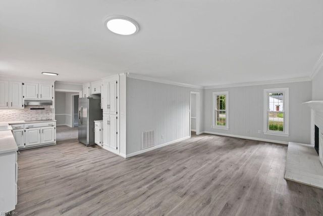 536 Quarterfield RD, Newport News, VA 23602