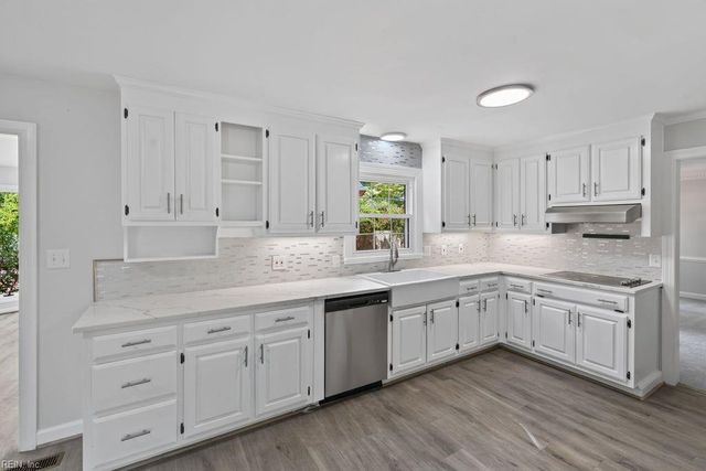 536 Quarterfield RD, Newport News, VA 23602