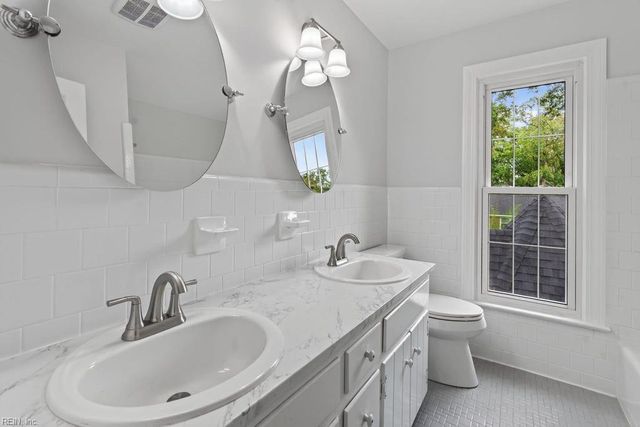 536 Quarterfield RD, Newport News, VA 23602