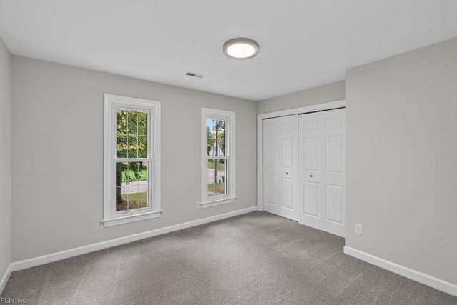 536 Quarterfield RD, Newport News, VA 23602