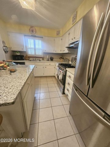 65 Northumberland Drive, Toms River, NJ 08757