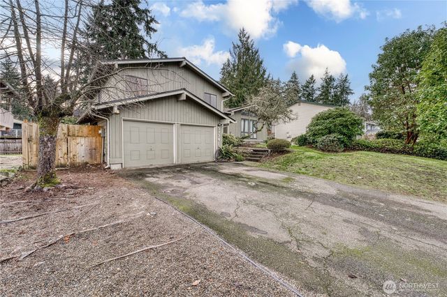 3770 SE Buckingham Drive, Port Orchard, WA 98366