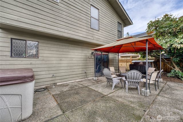 3770 SE Buckingham Drive, Port Orchard, WA 98366