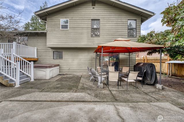 3770 SE Buckingham Drive, Port Orchard, WA 98366