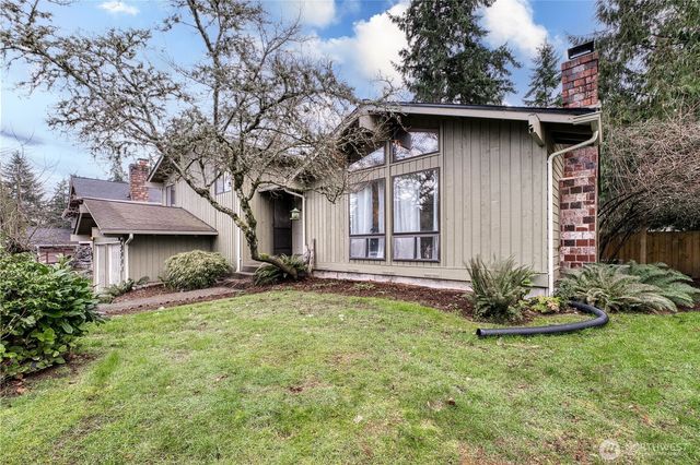 3770 SE Buckingham Drive, Port Orchard, WA 98366