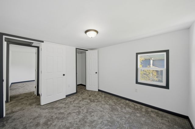 1213 W Fourth Street, Dixon, IL 61021