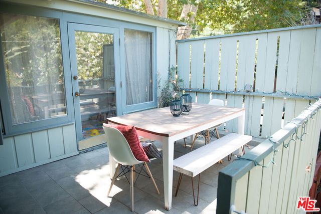 1828 N Beverly Glen Boulevard, Los Angeles, CA 90077