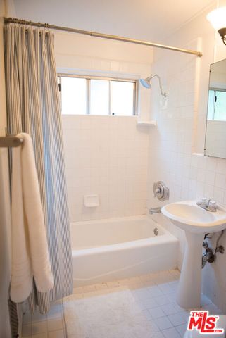 1828 N Beverly Glen Boulevard, Los Angeles, CA 90077