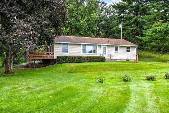 6133 River Road, Waunakee, WI 53597